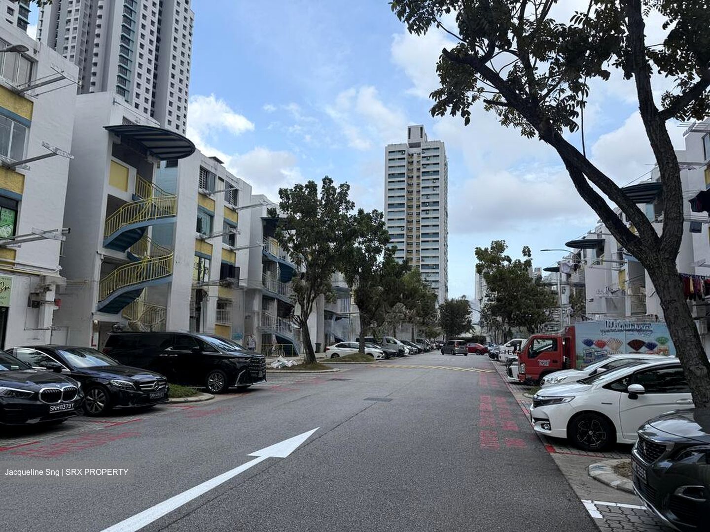 Toa Payoh Central (D12), Shop House #525484571